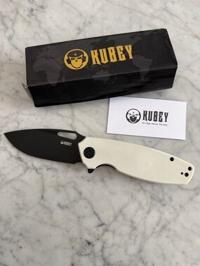 Men's Folding Knife - White Handle, Black Blade